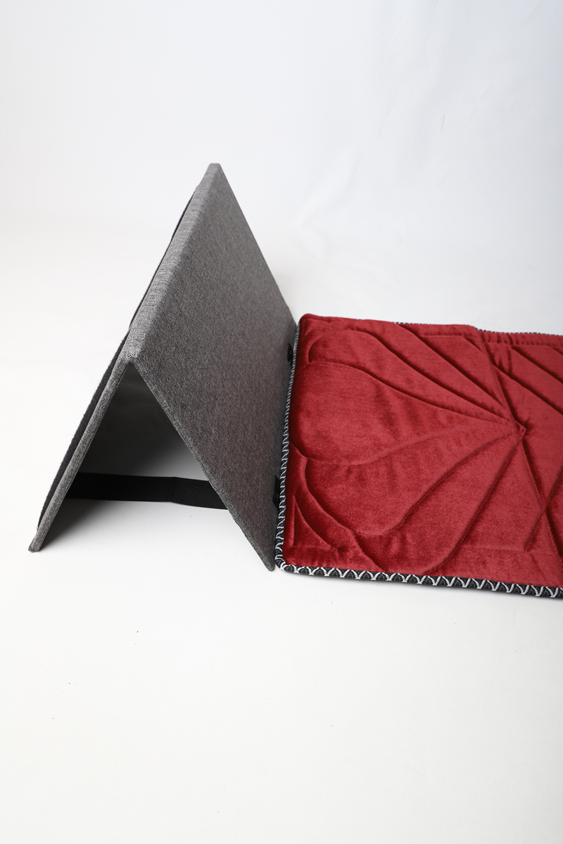 Sırt Dayamalı Kapitone Süngerli Premium Seccade