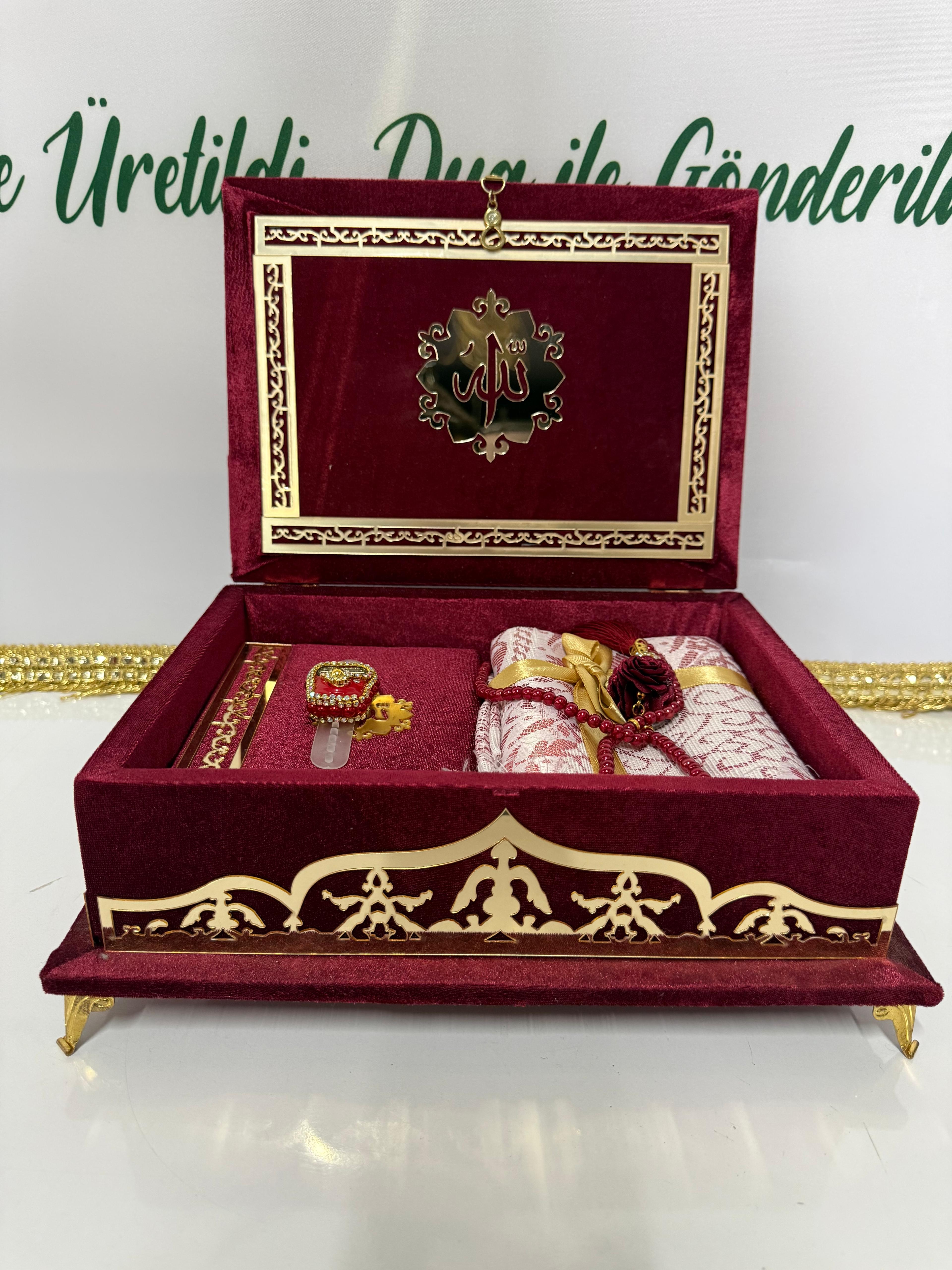 Saray Koleksiyonu – Kadife Sandık Kur’an-ı Kerim ve Hediye Seti