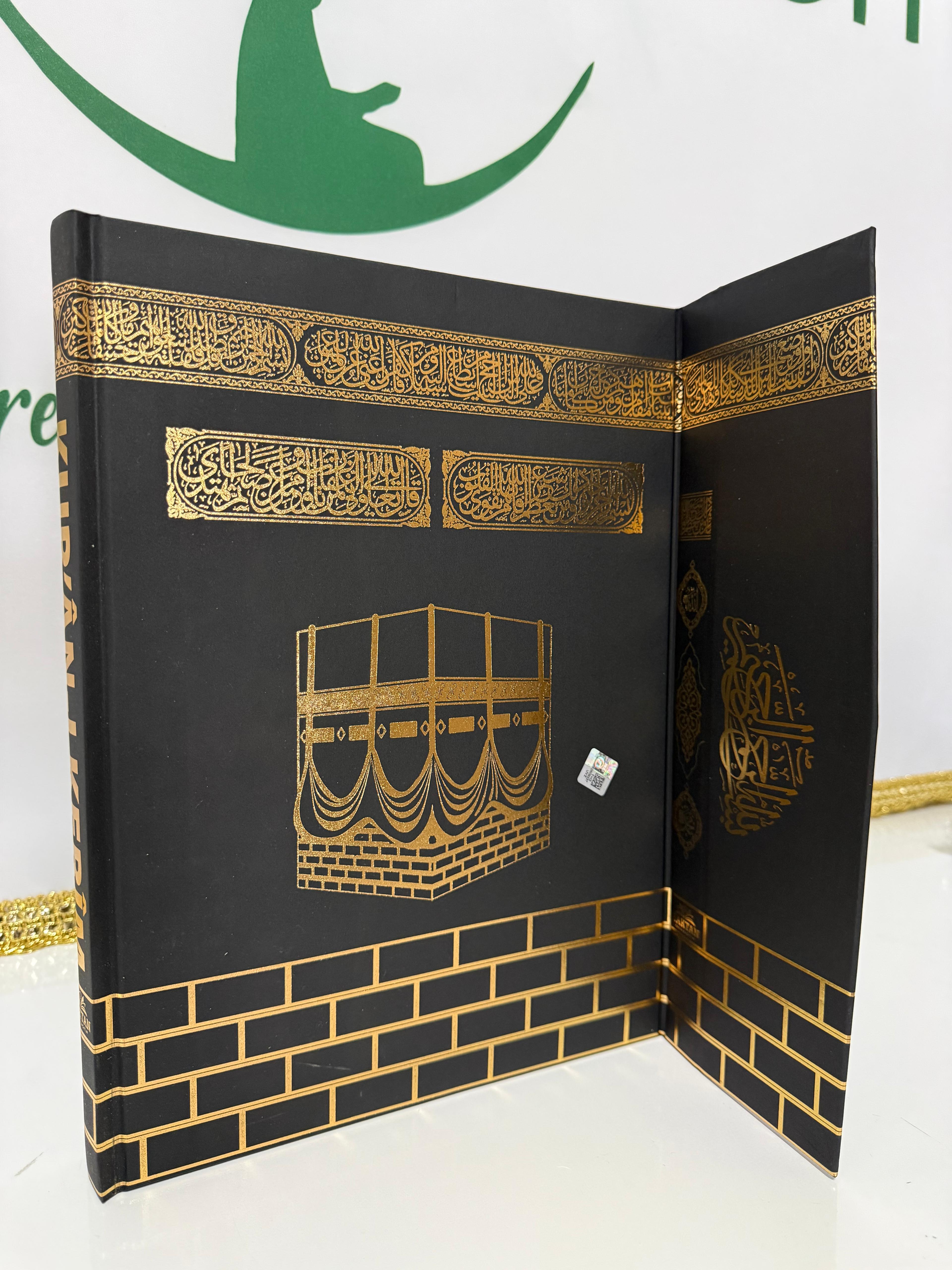 Kâbe Temalı Özel Tasarım Kur’an-ı Kerim (Büyük Boy)