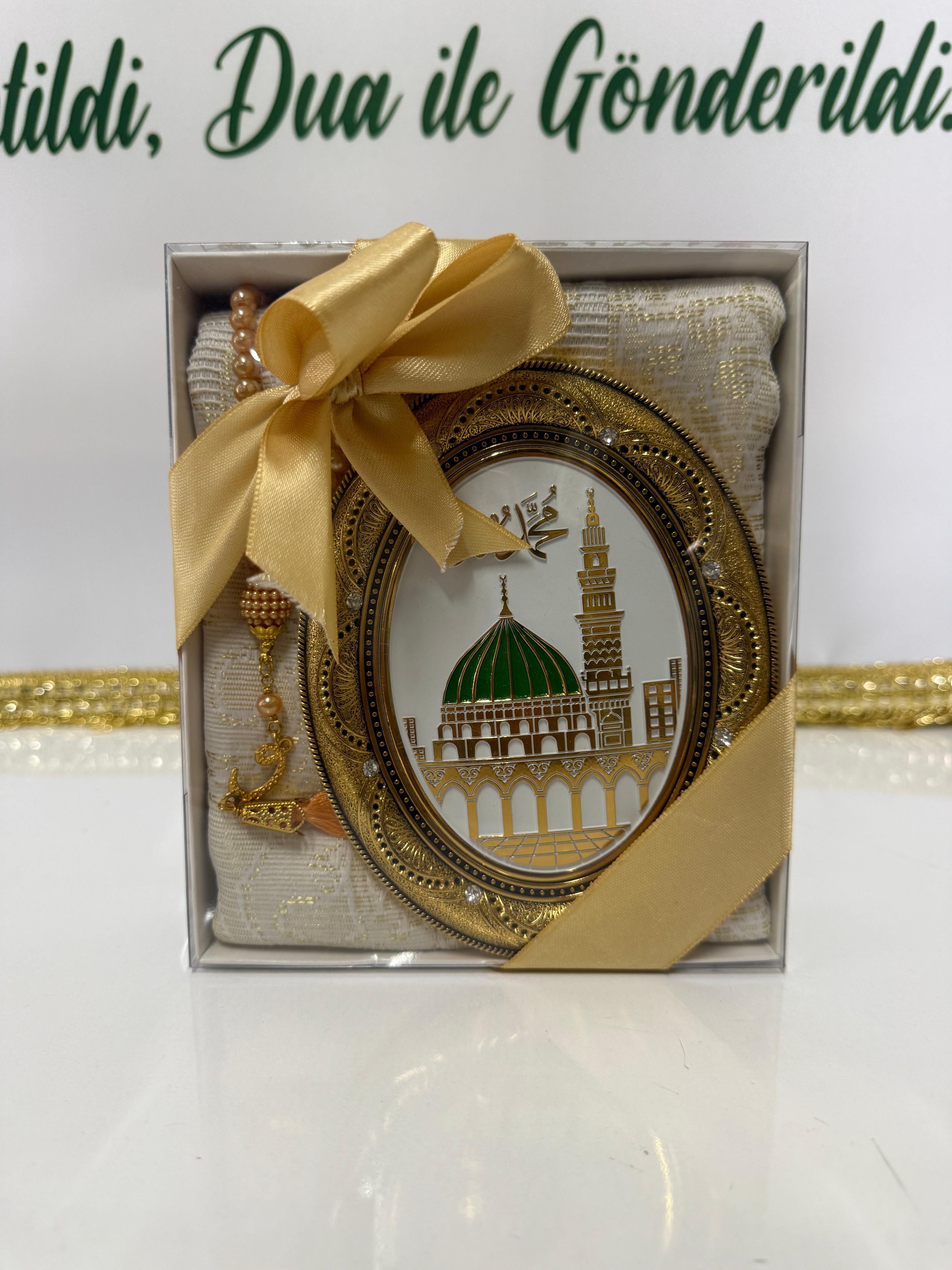 İslami Hediye Seti – Premium Çerçeveli (Seccade + İnci Tesbih)