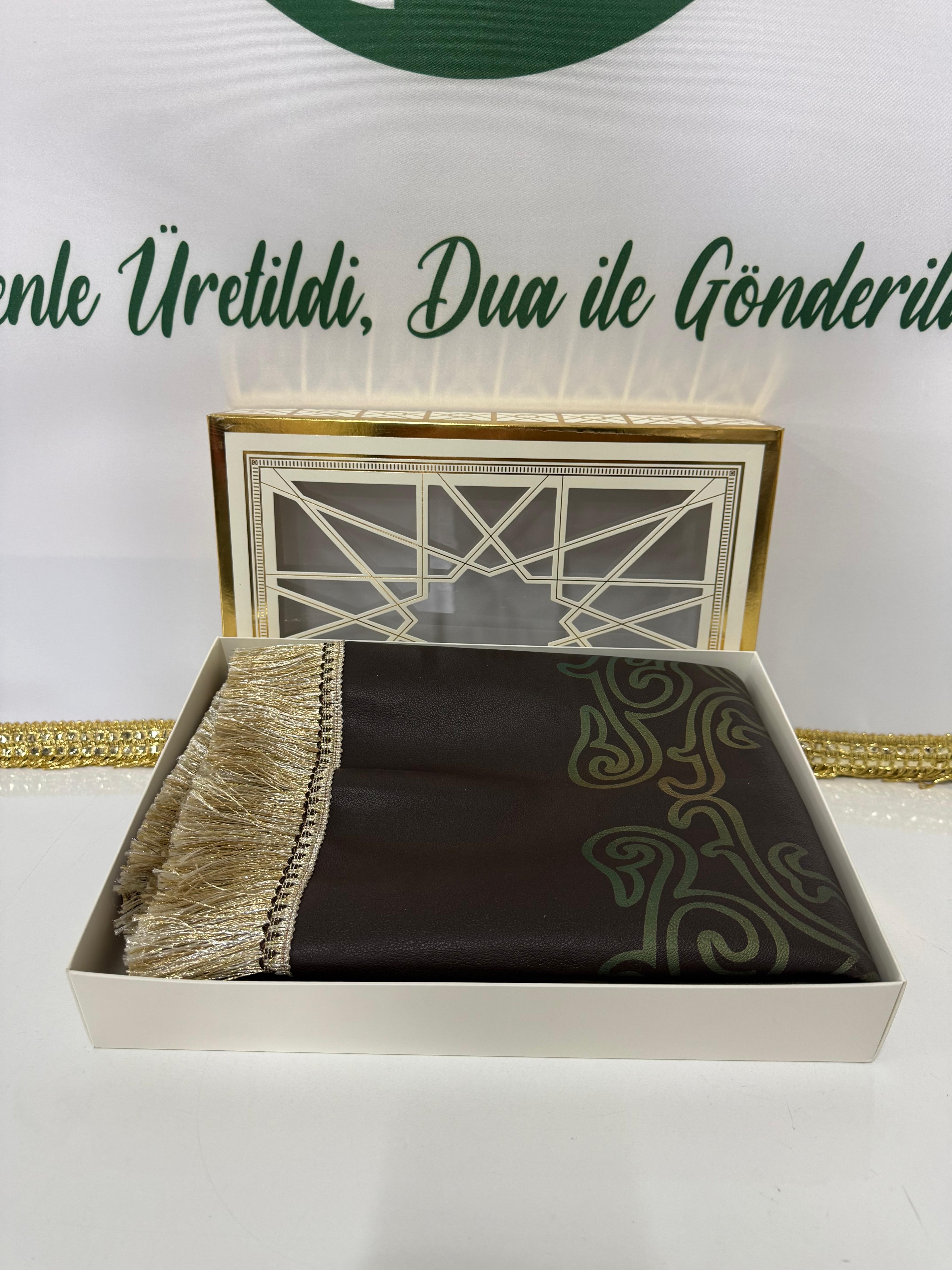 Zerafet – Hediye Kutulu Deri Seccade