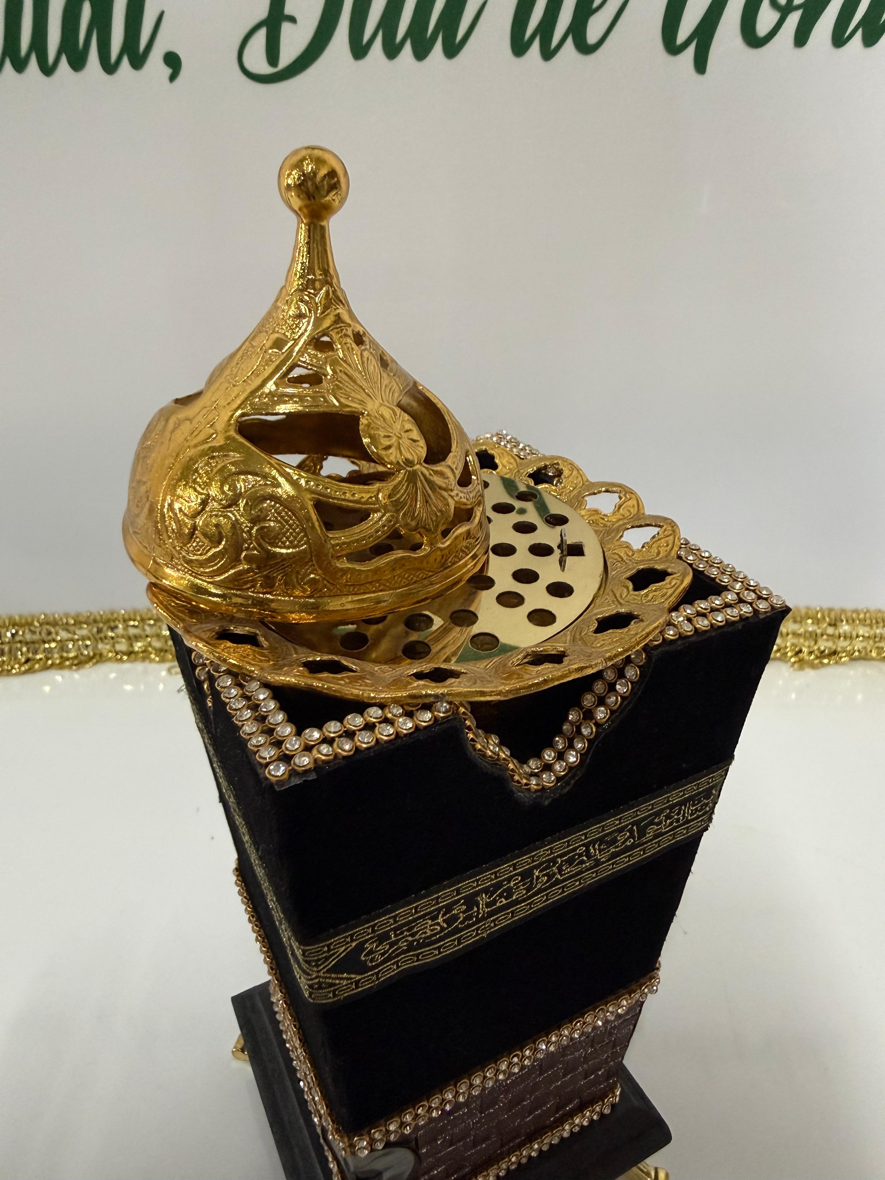 Kâbe Temalı Lüks Tütsülük – Zarif ve Manevi Tasarım